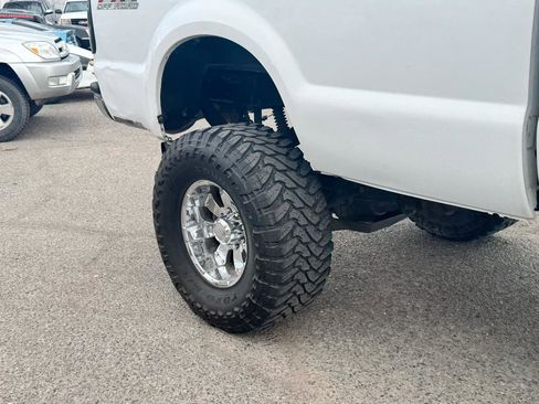 Used 2003 Ford F250 XLT image 11