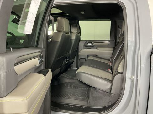 Used 2024 Chevrolet Silverado 2500 ZR2 w/ ZR2 Bison Edition image 9