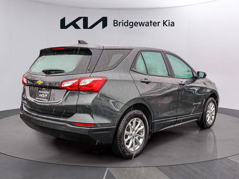 Used 2019 Chevrolet Equinox LS image 7
