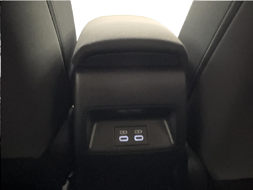 Used 2025 Toyota Corolla LE FWD image 39