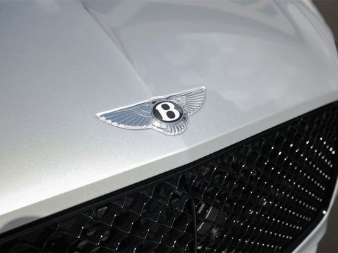 Used 2024 Bentley Continental GT Speed image 14