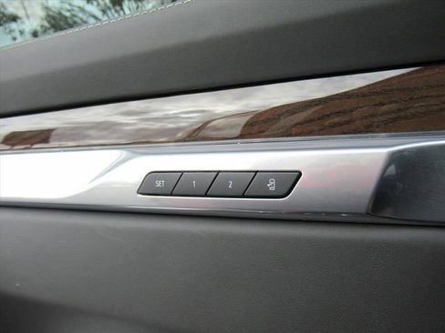 Certified 2026 Cadillac Escalade Platinum Sport w/ LPO, ONYX Package AWD/4WD image 29
