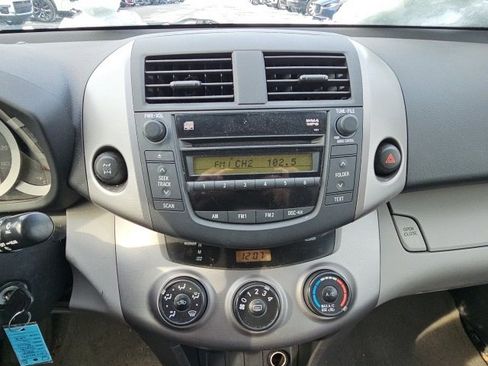 Used 2007 Toyota RAV4 4WD image 10