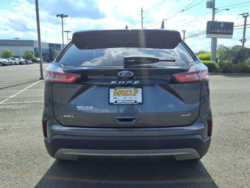 Used 2024 Ford Edge SEL w/ Convenience Package AWD/4WD image 5