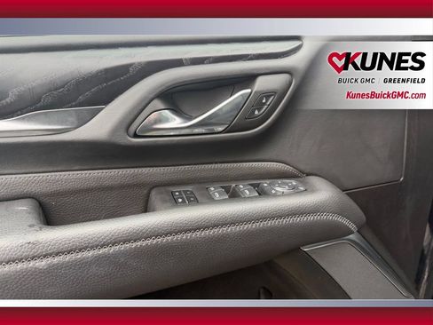 Used 2024 GMC Yukon Denali w/ Advanced Technology Package AWD/4WD image 15