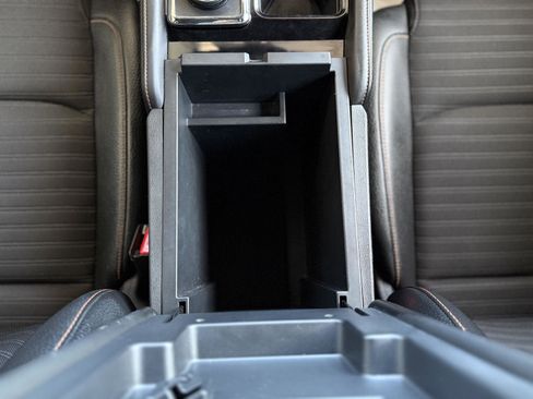 Used 2023 Nissan Pathfinder Rock Creek AWD/4WD image 22