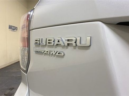 Used 2018 Subaru Forester 2.5i Premium w/ All-Weather Package image 17