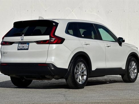 Used 2023 Honda CR-V EX-L image 4
