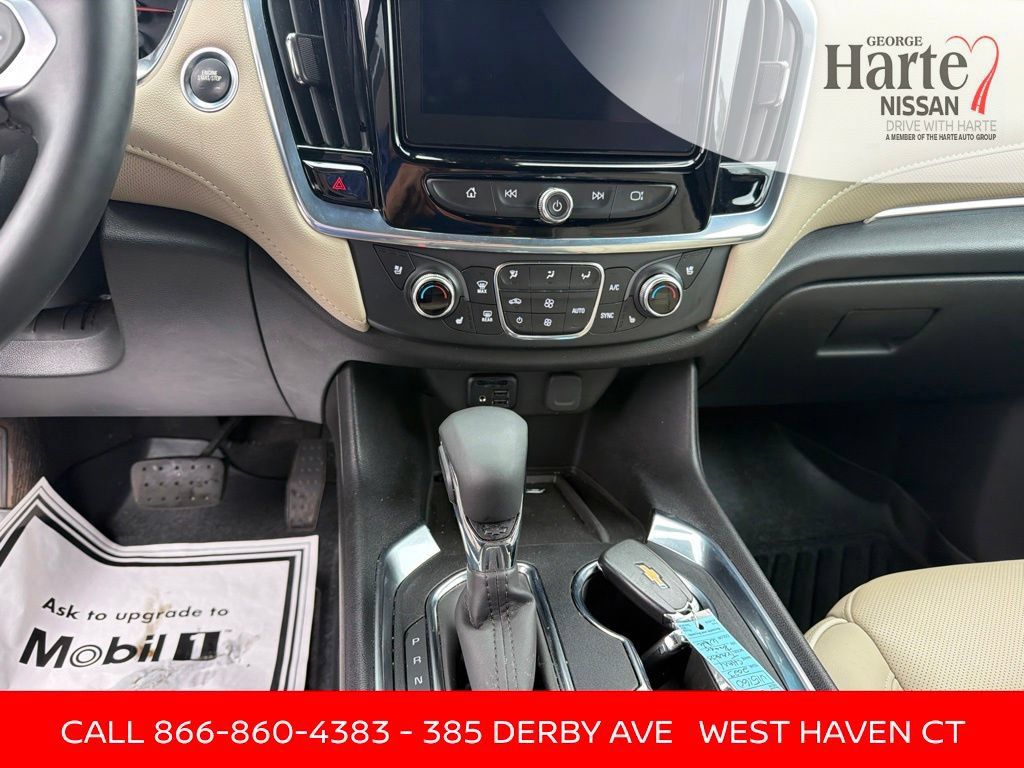 Used 2023 Chevrolet Traverse Premier AWD/4WD image 17