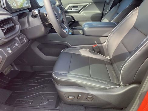 New 2026 Chevrolet Silverado EV LT AWD/4WD image 16