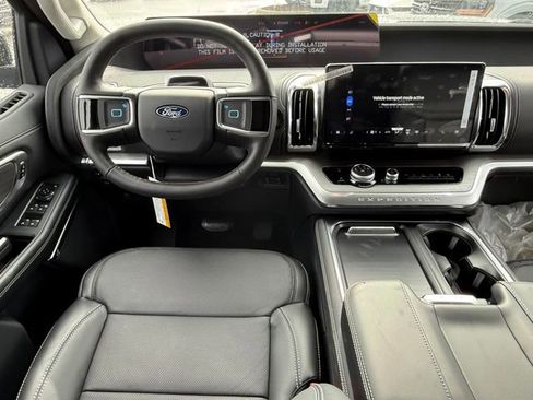 New 2026 Ford Expedition Max Platinum w/ Driver's Package image 11