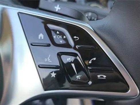 Certified 2025 Mercedes-Benz GLA 250 image 20