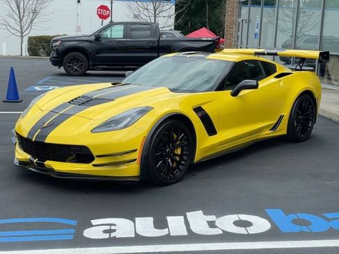 Used 2016 Chevrolet Corvette Z06 w/ Z07 Performance Package RWD image 9