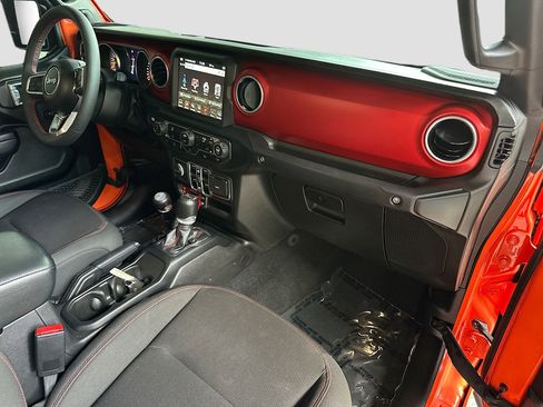 Used 2023 Jeep Gladiator Rubicon AWD/4WD image 28