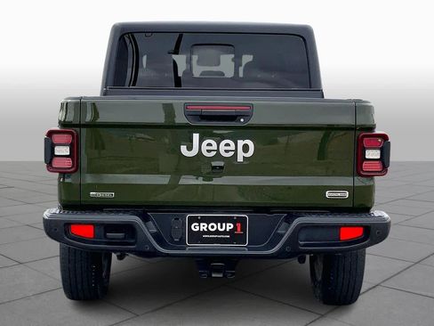 Used 2021 Jeep Gladiator Overland w/ Popular Equipment Package image 5
