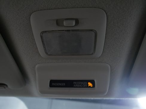 Used 2020 Mitsubishi Mirage ES image 31