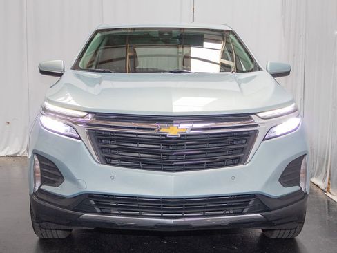 Used 2022 Chevrolet Equinox LT AWD/4WD image 2