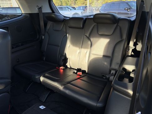 Used 2024 Kia Telluride SX Prestige AWD/4WD image 23