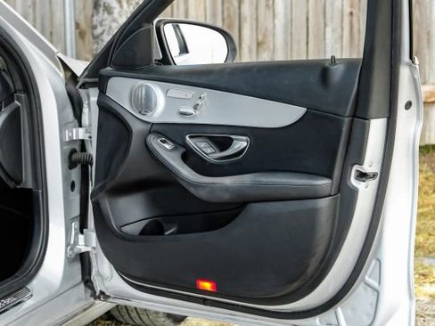 Used 2020 Mercedes-Benz C 300 Sedan image 40