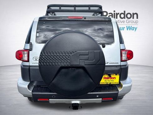 Used 2007 Toyota FJ Cruiser 4WD image 6