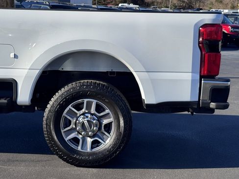 Used 2024 Ford F250 Lariat image 44