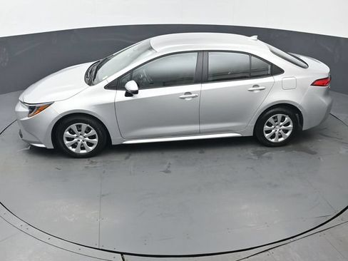 Certified 2026 Toyota Corolla LE FWD image 38