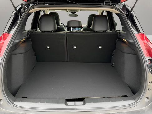 New 2026 Nissan Kicks SR w/ SR Premium Package image 25