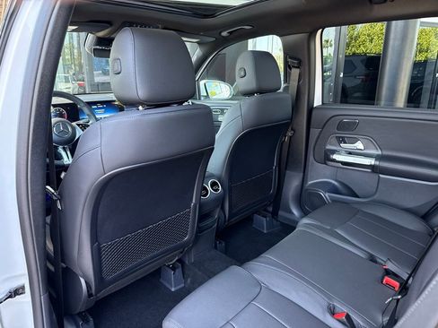 New 2026 Mercedes-Benz GLB 250 image 25