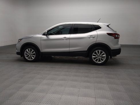 Used 2020 Nissan Rogue Sport S w/ Appearance Package FWD image 3