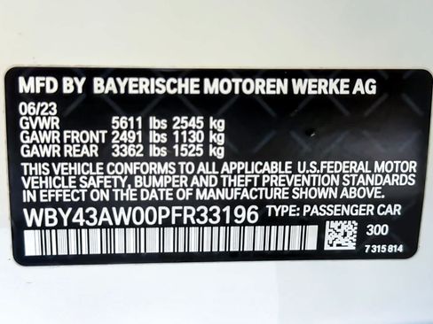 Used 2023 BMW i4 eDrive35 RWD image 28