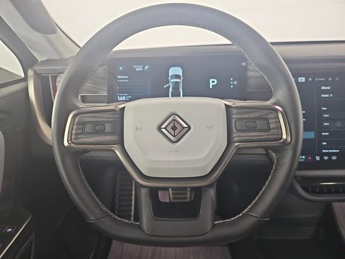 Used 2022 Rivian R1T Adventure image 27
