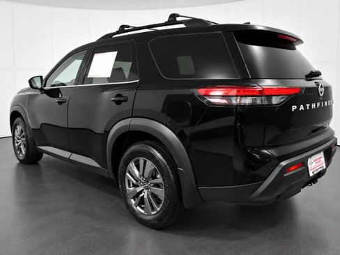 Certified 2024 Nissan Pathfinder SV w/ SV Premium Package AWD/4WD image 6