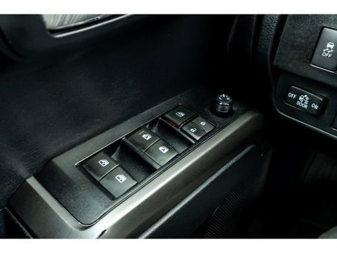 Used 2021 Toyota Tacoma TRD Off-Road image 28