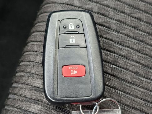 Used 2024 Toyota 4Runner TRD Off-Road image 32