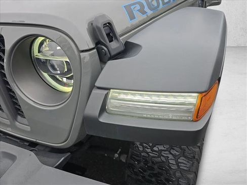 Used 2022 Jeep Wrangler Unlimited Rubicon 4xe w/ Cold Weather Group AWD/4WD image 30
