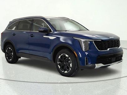 Used 2024 Kia Sorento S w/ Panoramic Sunroof Package