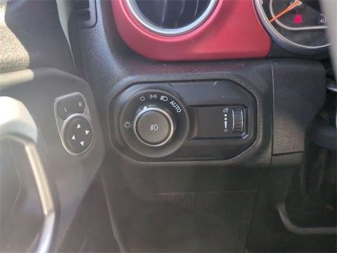 Used 2023 Jeep Wrangler Unlimited Rubicon w/ LED Lighting Group image 15