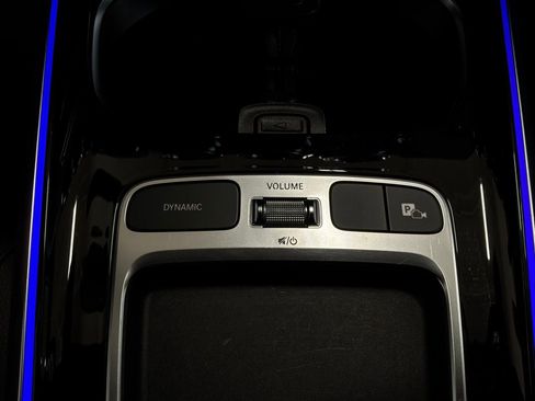 Used 2025 Mercedes-Benz GLA 250 image 27