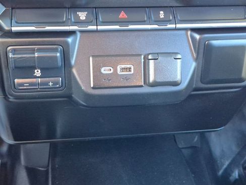 Used 2022 Chevrolet Silverado 3500 W/T w/ WT Convenience Package image 17