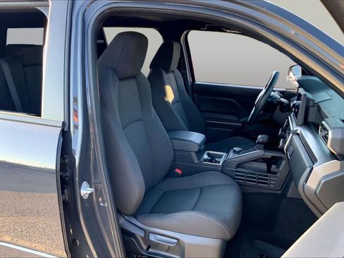 Used 2025 Toyota 4Runner SR5 RWD image 9