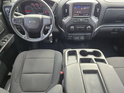 Used 2021 Chevrolet Silverado 1500 Custom Trail Boss w/ Midnight Edition AWD/4WD image 17