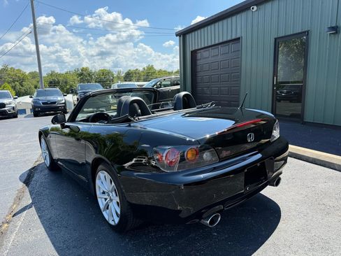 Used 2006 Honda S2000 image 12