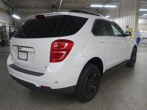 Used 2017 Chevrolet Equinox LT w/ Convenience Package FWD image 7
