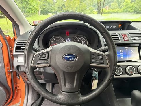 Used 2015 Subaru Crosstrek 2.0i Premium AWD/4WD image 18