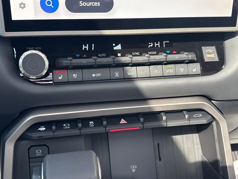 New 2026 Toyota Tundra Platinum AWD/4WD image 11
