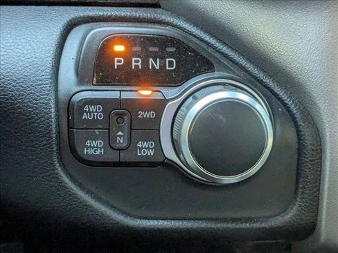 Used 2019 RAM 1500 Big Horn image 13