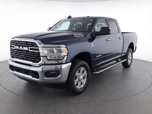 Used 2025 RAM 2500 Big Horn AWD/4WD image 2