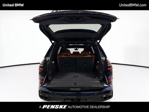 Used 2025 BMW X7 M60i image 15