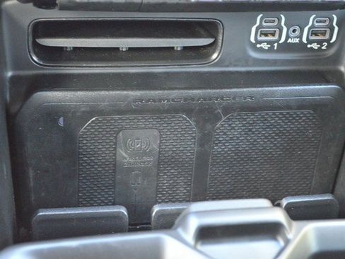 Used 2022 RAM 1500 Limited w/ Body Color Bumper Group image 30