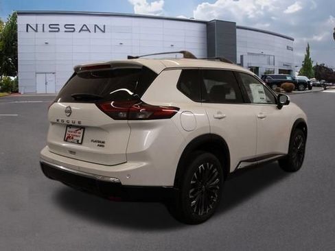 New 2026 Nissan Rogue Platinum AWD/4WD image 3